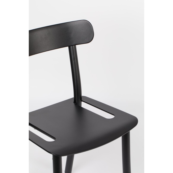 pihatuoli Friday, musta