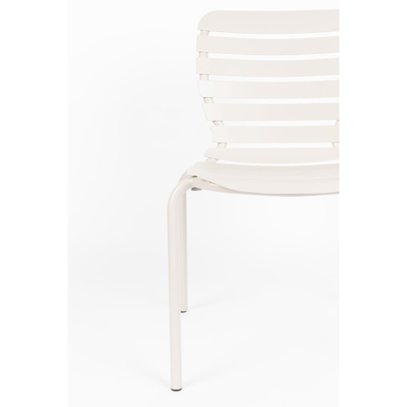 Ulkotilan tuoli Vondel Clay