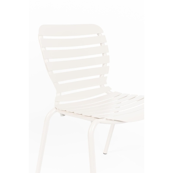 Ulkotilan tuoli Vondel Clay