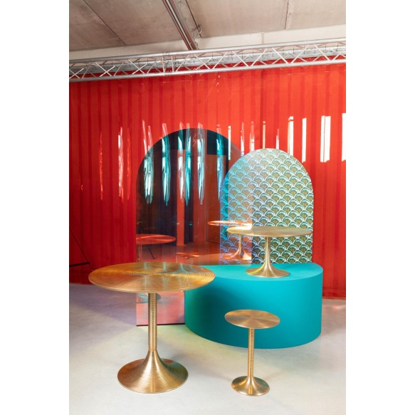 ruokapöytä Hypnotising, kulta