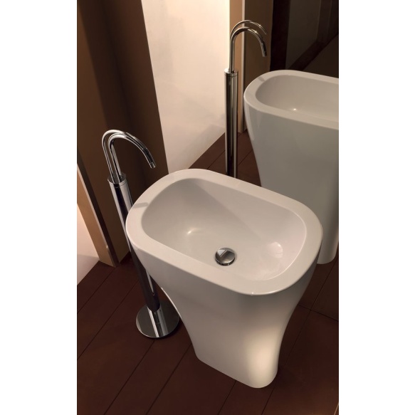 vapaasti seisova keraaminen pesuallas AQUATECH 60x85x40 cm, valkoinen