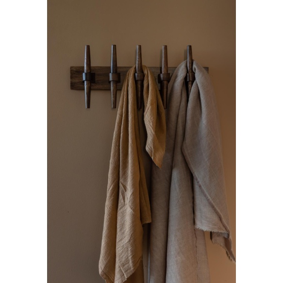 Seinänaulakko Jakub Walnut