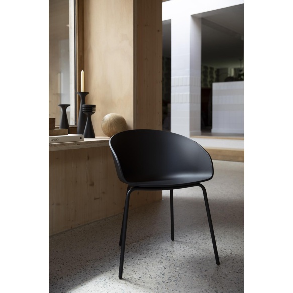 Käetugedega tool Void Black