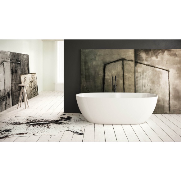 kivimassist vann Bella, peidetud sifoon/ülevooluga, läikiv valge