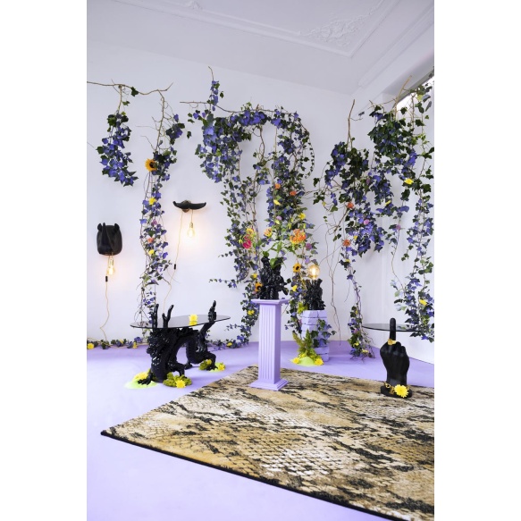 Matto Keep Your Enemies Closer 200X300